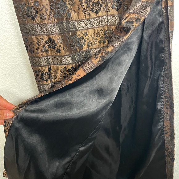 Jessica McClintock Bronze and black Tapestry fitted gown with high slit size 2 - Picture 5 of 5